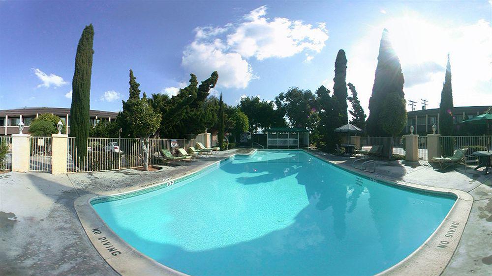 Costa Mesa Inn - Newport Beach Area Exteriör bild