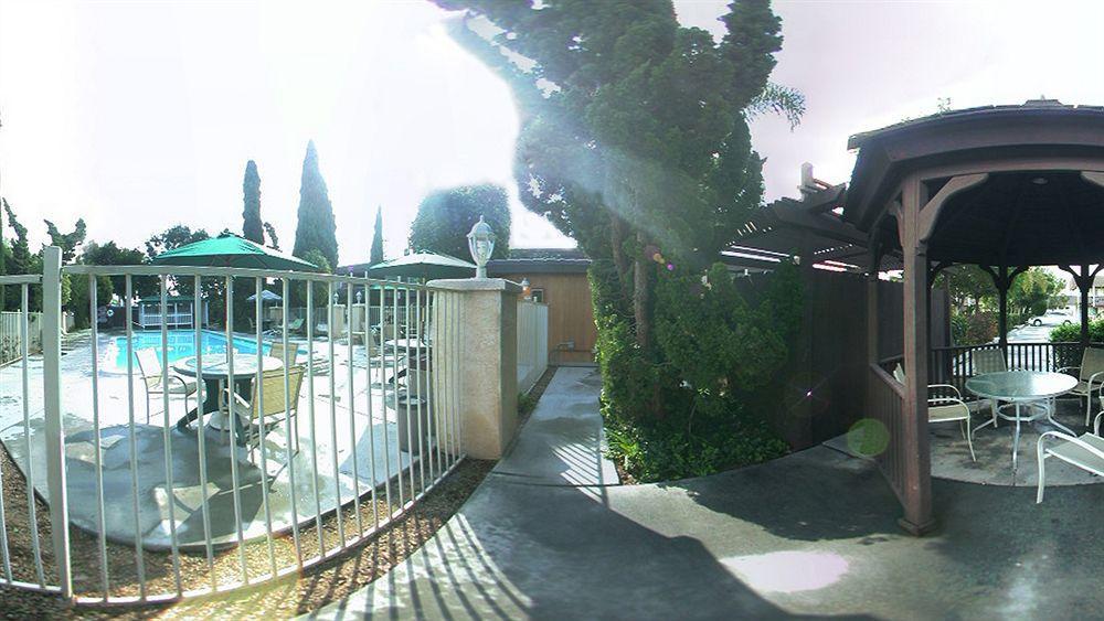 Costa Mesa Inn - Newport Beach Area Exteriör bild