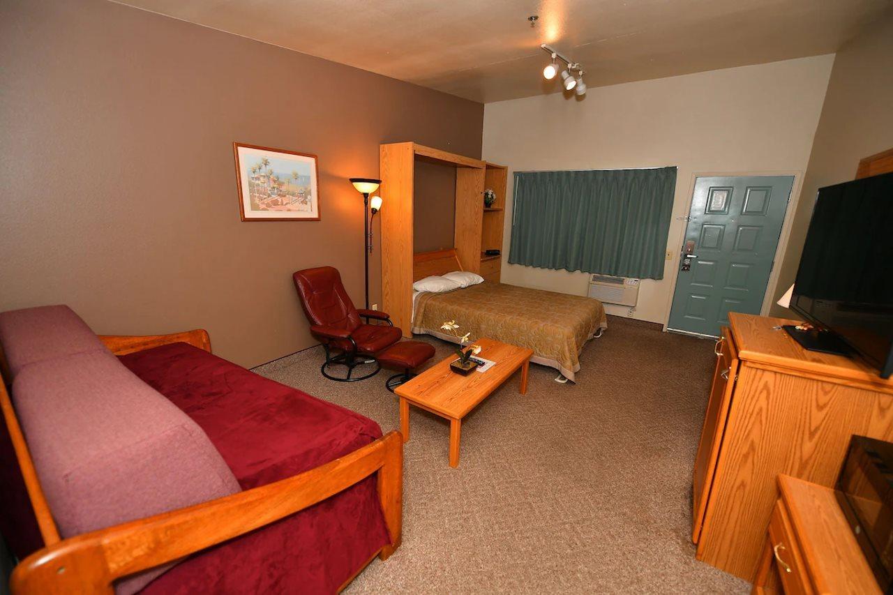 Costa Mesa Inn - Newport Beach Area Exteriör bild